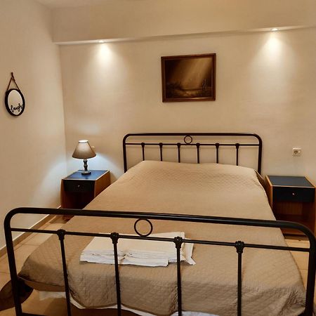 Apartment Irina Ateny Zewnętrze zdjęcie